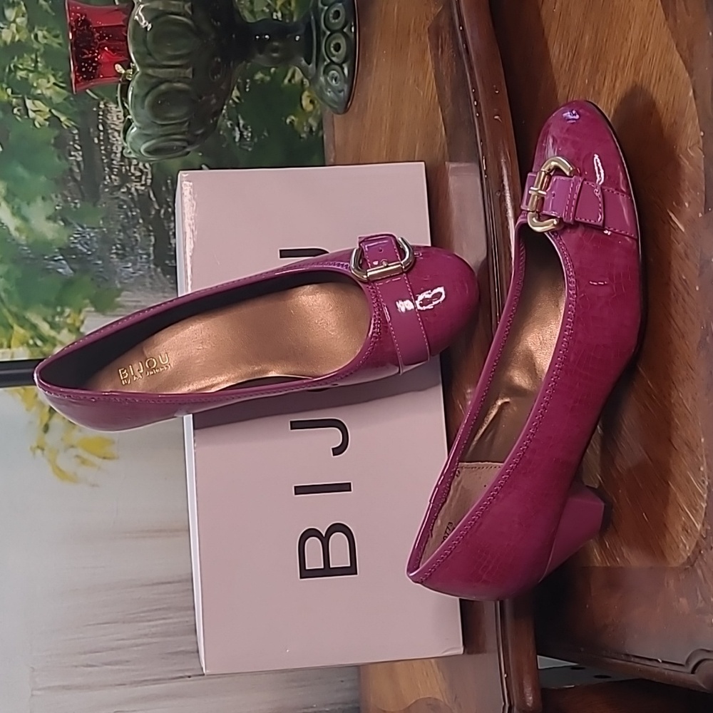 Bijou AJ Valenci Womens 8 magenta purple patent leather chunky heel dress shoes